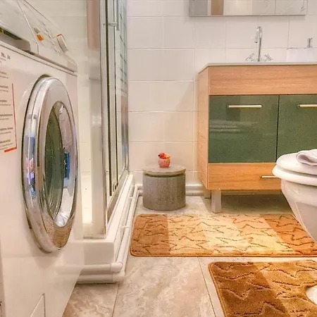 Royal Mansion In Unirii Square * Cluj-Napoca